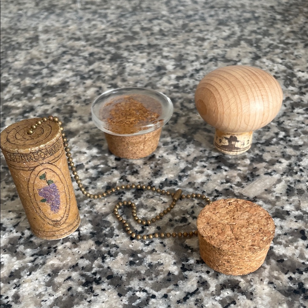 Cork and Wood Bottle Stoppers Set of 4